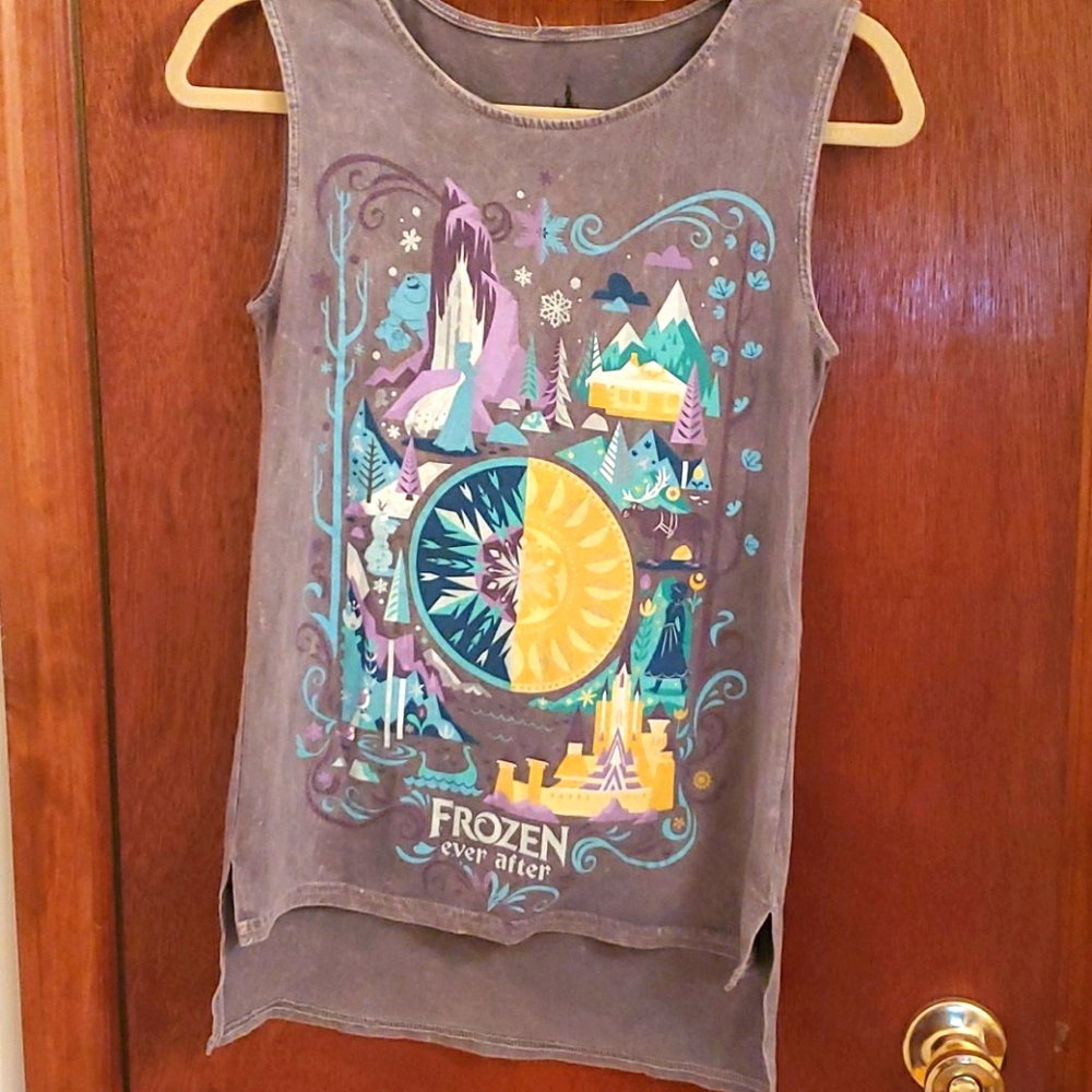 Frozen Ever After Tank